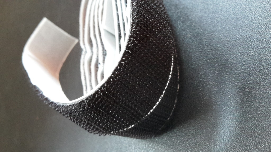 universal car mount with velcro Alexander Jäger